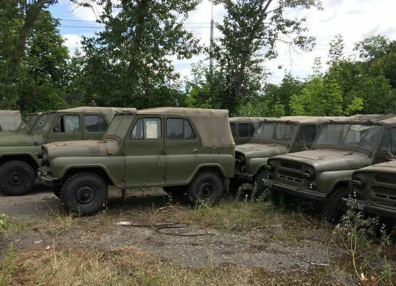 Изображение Стоит ли покупать армейский УАЗ-469 без пробега за 300 000 рублей