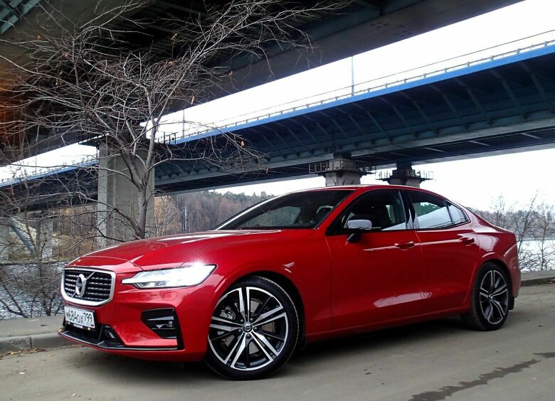 Изображение Тест-драйв нового Volvo S60: лесть, гипноз и провокация