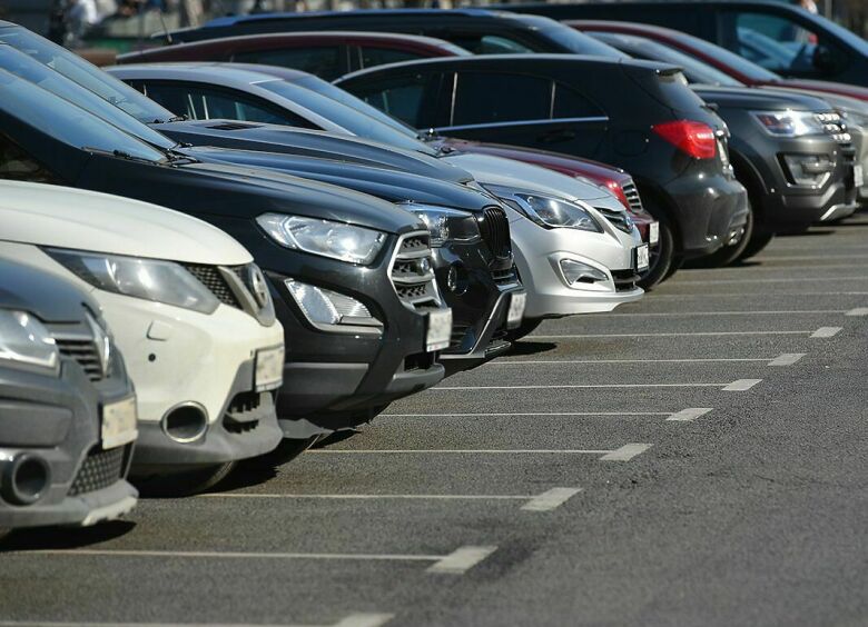 Изображение Москвичи теперь могут оплачивать парковку по частям