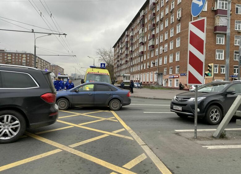 Изображение В Москве начали штрафовать водителей еще на шести перекрестках с «вафельницей»