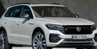 Volkswagen Touareg получит мощную версию с литерой R