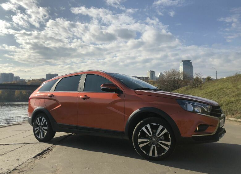 Изображение Полет Жар-птицы: длительный тест-драйв LADA Vesta SW Cross