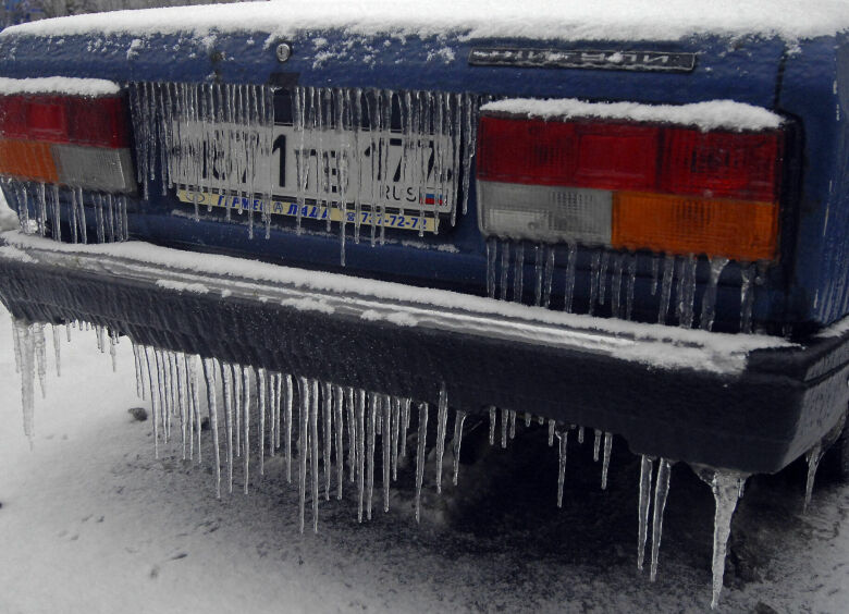 Изображение Три фатальные ошибки водителя при парковке во время первых заморозков