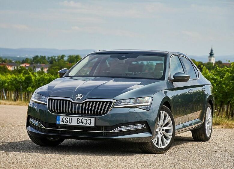 Изображение В России стартовали продажи обновленного Skoda Superb