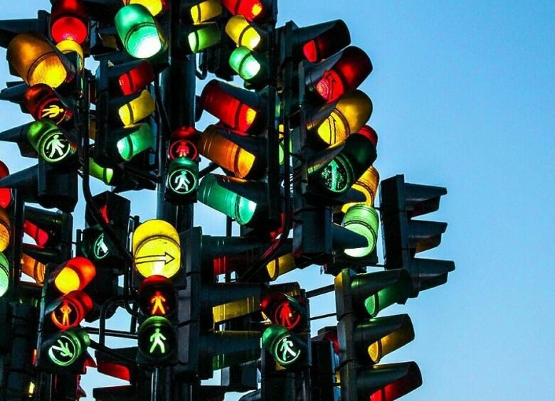 Изображение Не для простых водителей: в Москве появится почти 500 «умных» светофоров