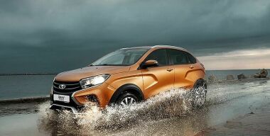 Российские покупатели никак не распробуют двухпедальные LADA XRAY