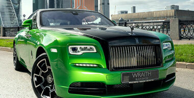 Rolls-Royce представил спецверсию Wraith специально для Москвы