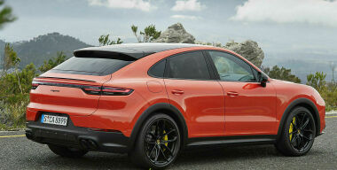 В России опять стартовали продажи нового Porsche Cyenne Coupe