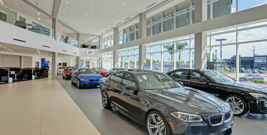 Автодилеры попросили Путина не повышать утильсбор