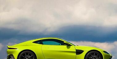 После снижения таможенных пошлин в России дешевеют суперкары