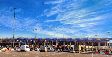 Почему платная трасса М11 обретает все большую популярность у водителей