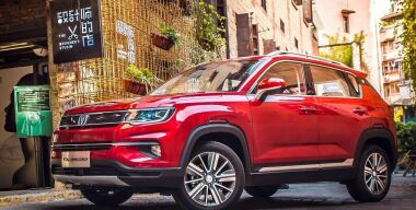 Казаться, но не быть: первый тест-драйв кроссовера Changan CS35 Plus