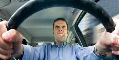 Во все автомобили России установят системы слежения за водителем