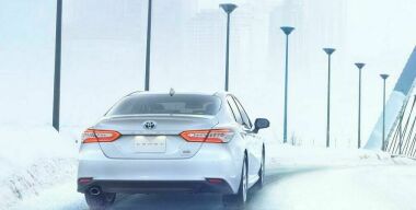 Toyota Camry обзавелась полным приводом