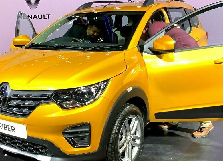 Изображение Renault представила бюджетный семиместный компактвэн