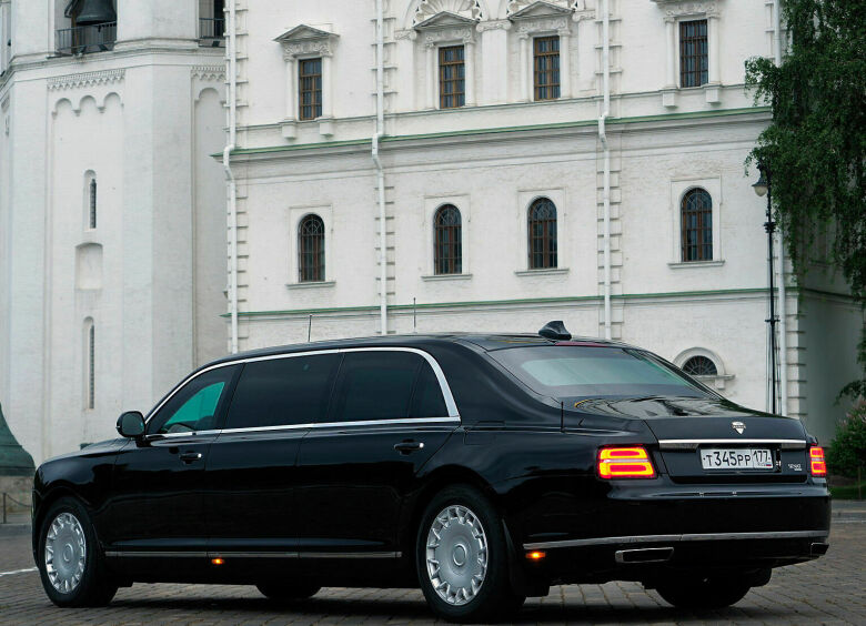 Изображение Aurus официально опроверг информацию о ценах на российский лимузин