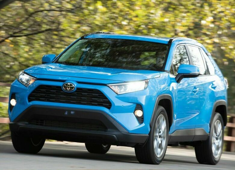 Изображение Как новую Toyota RAV4 подвели фары при испытаниях на безопасность