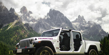 Сорвало крышу: первый тест-драйв «безбашенного» пикапа-кабриолета Jeep Gladiator