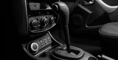 Фото Nissan