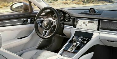 В России отзывают более 2000 пожароопасных Porsche Panamera