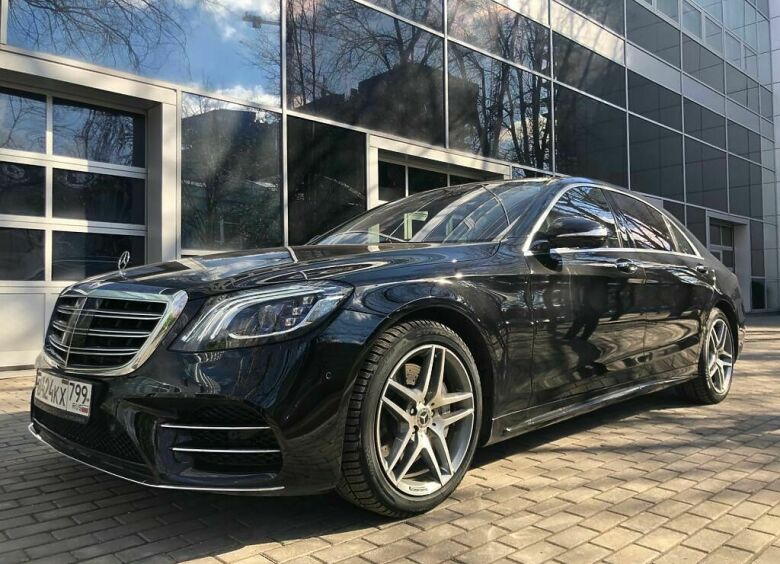 Изображение Чем больше, тем лучше: тест-драйв Mercedes-Benz S560 4MATIC