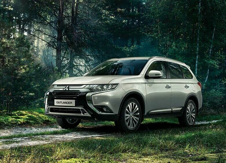 Изображение В Россию едет семиместный Mitsubishi Outlander