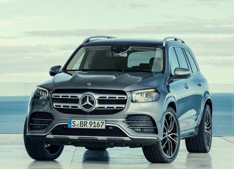 Изображение На автосалон в Нью-Йорке привезли новый Mercedes-Benz GLS