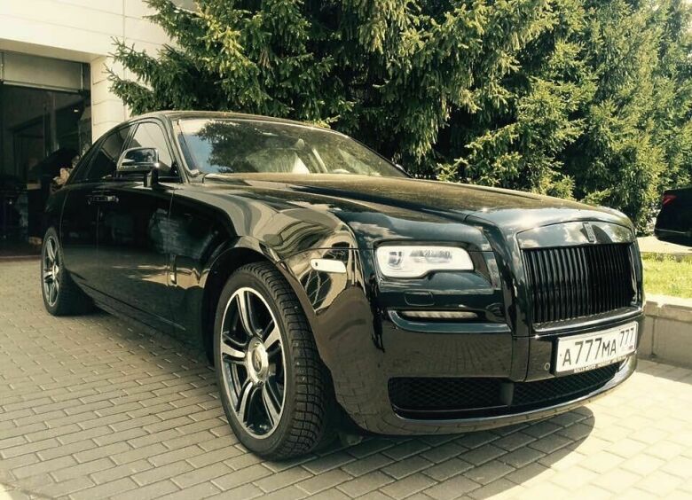 Изображение Популярность Rolls-Royce в России резко выросла