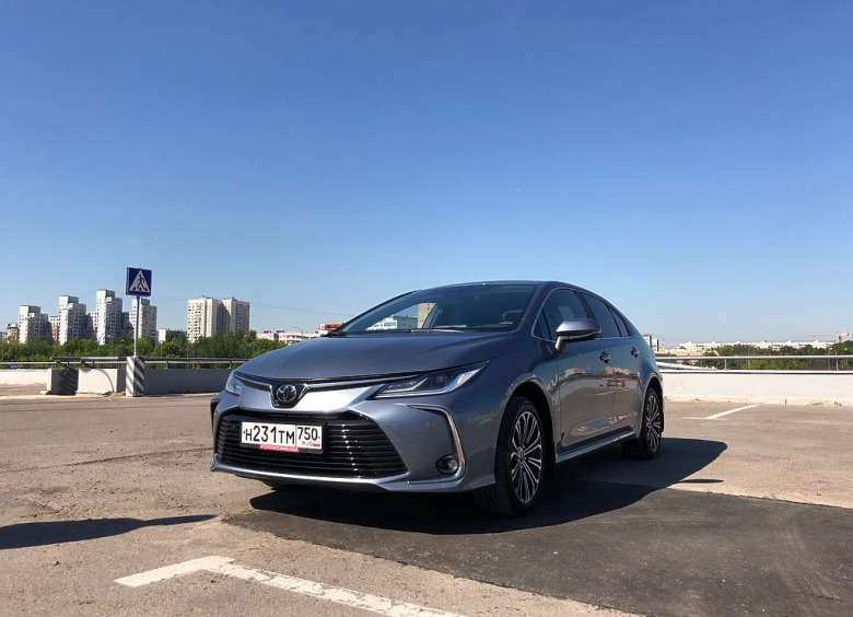 Изображение Дорого и сердито: первый российский тест-драйв новой Toyota Corolla