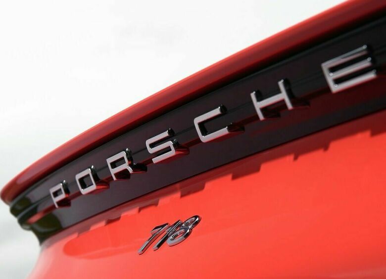 Изображение Porsche продает в России автомобили с дефектом