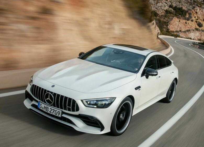 Изображение В России стартовали продажи четырехдверного Mercedes-AMG GT