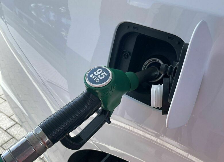 Изображение Цены на бензин заморозили до лета
