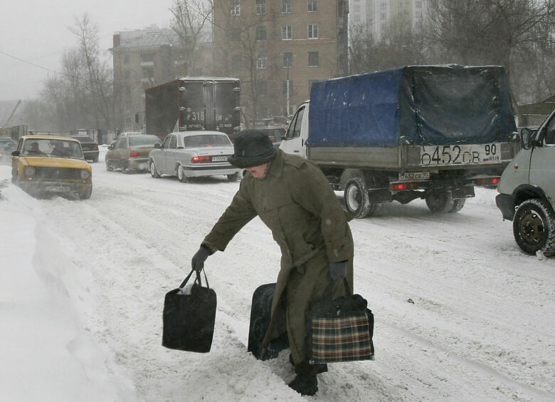 Изображение Как закрепить сумку в кресле авто, чтобы она не упала при резком маневре