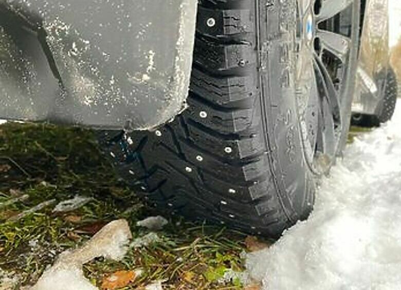 Изображение Что случится с шинами, если регулярно парковаться в лужах