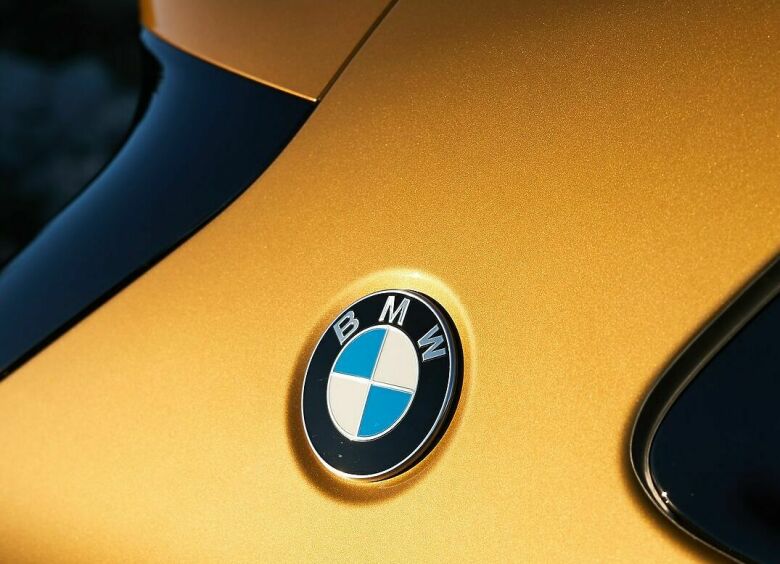 Изображение BMW вновь повышает российские цены на свои автомобили