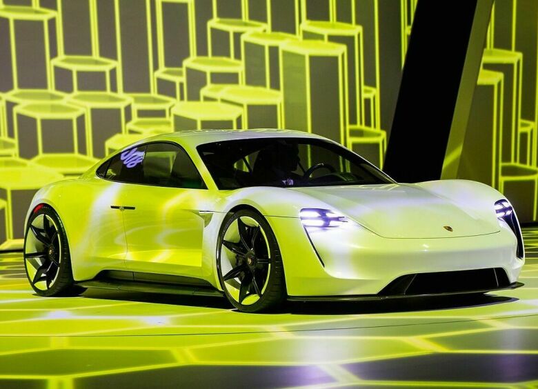 Изображение Первый Porsche на батарейках получит версию Turbo