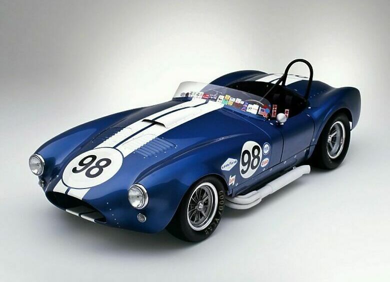 Изображение В России стартовали продажи ультрабюджетного Shelby Cobra Grande