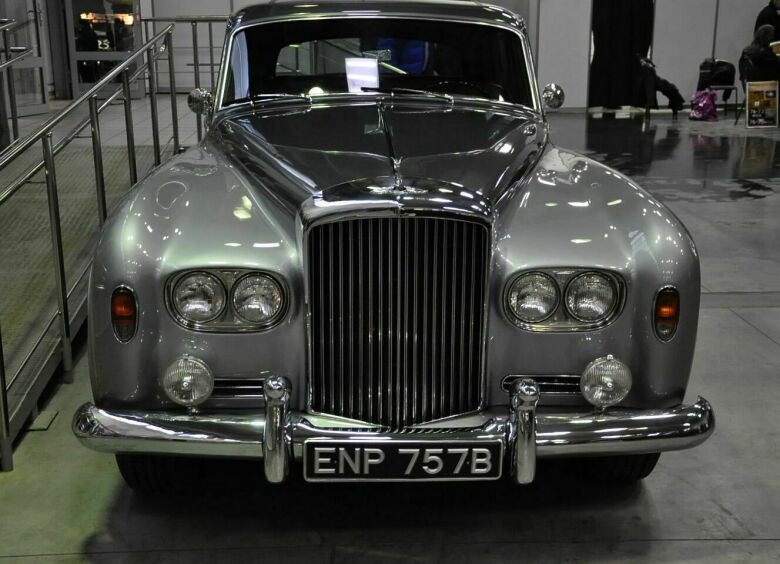 Изображение В России продается коллекционный Bentley S-series 1964 года