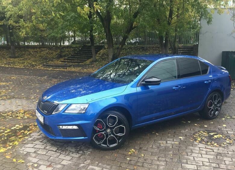 Изображение Skoda распродает машины со скидкой до 225 000 рублей