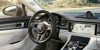 У Porsche Panamera может «пропадать» усилитель руля