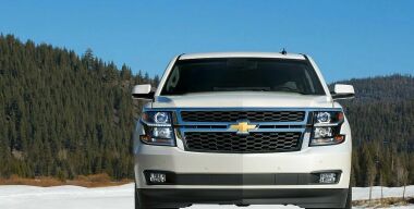 В России резко подскочили цены на Chevrolet Tahoe и Traverse