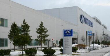 Hyundai начинает выпускать в России моторы и коробки передач