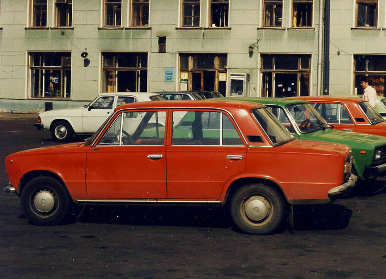 Изображение Что чаще всего воровали с машин в СССР