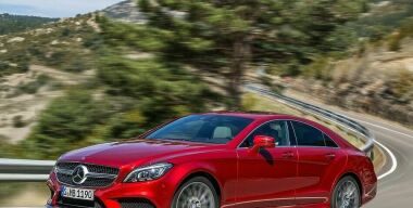Mercedes-Benz отзывает в России 123 купе CLS