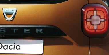 Автомобили Dacia будут отличаться от Renault дизайном