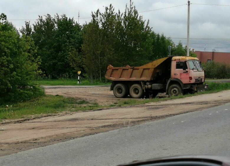 Изображение Женщинам разрешат управлять бульдозерами и грузовиками