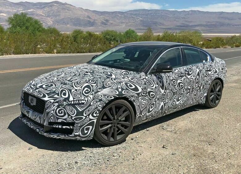 Изображение Обновленный Jaguar XE замечен на тестах