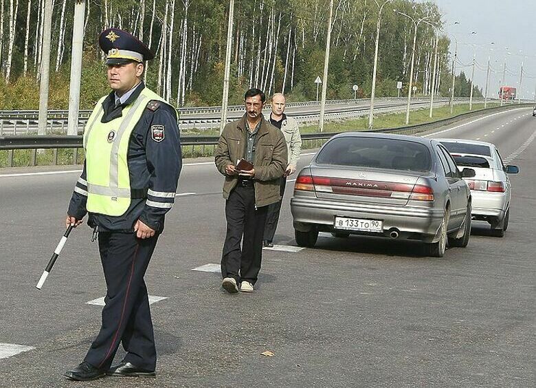 Изображение Пара слов для протокола: обязан ли водитель быть понятым по требованию инспектора