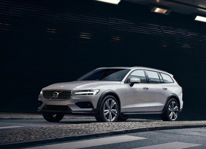 Изображение Новый Volvo V60 обзавелся внедорожной версией