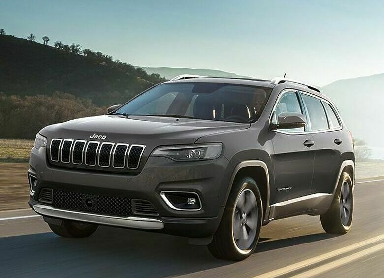 Изображение Jeep озвучил российские цены на обновленный Cherokee